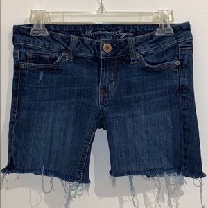 American Eagle stretch denim size 2, 3” leg.